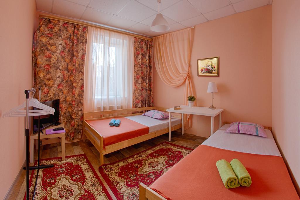 Arbuz Hostel Tver Exterior photo